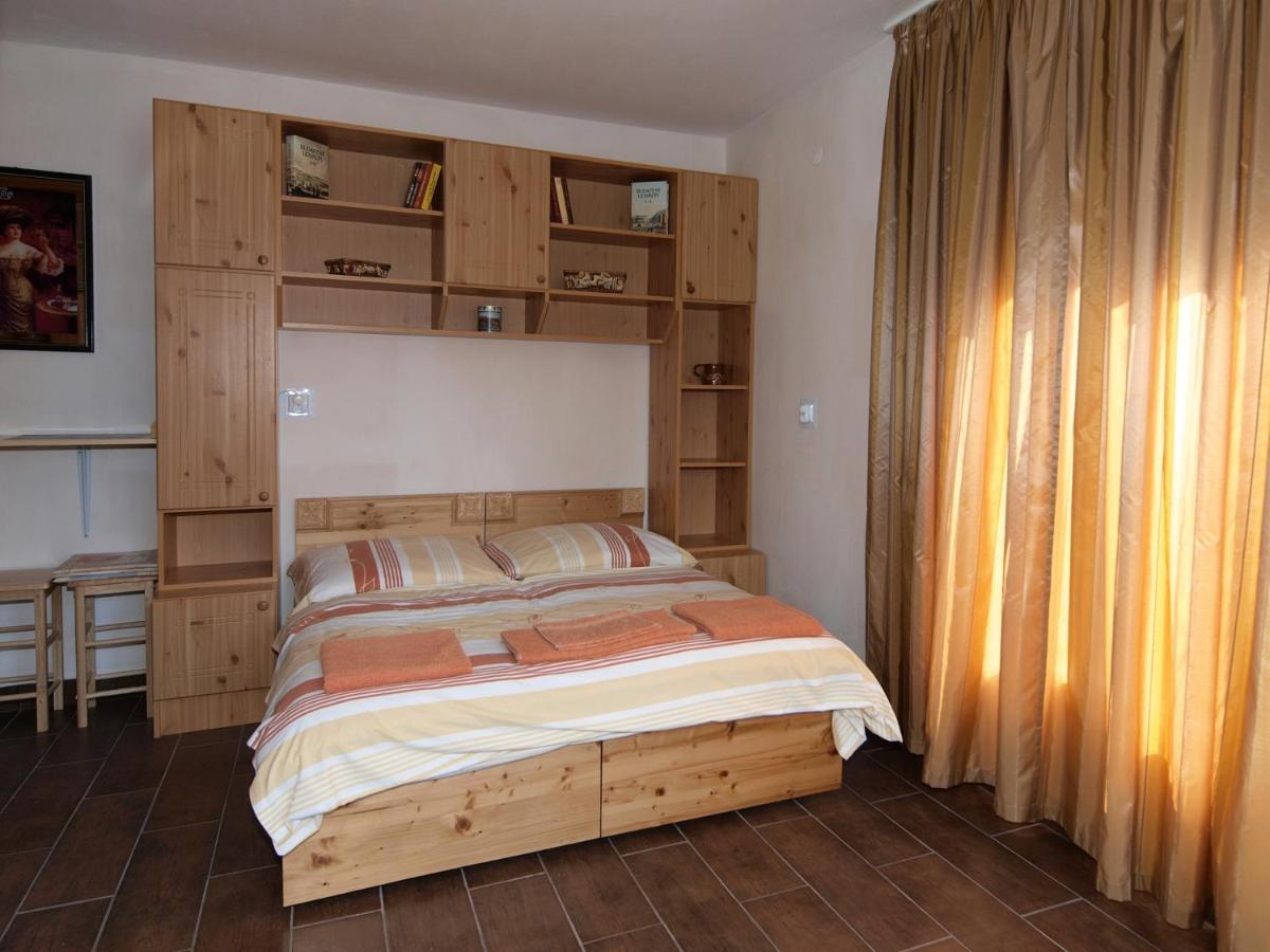 Sarreti Apartmanhaz بالاتونفوريد المظهر الخارجي الصورة